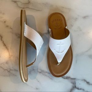 SPERRY Seaport Anchor Leather Thong Sandals